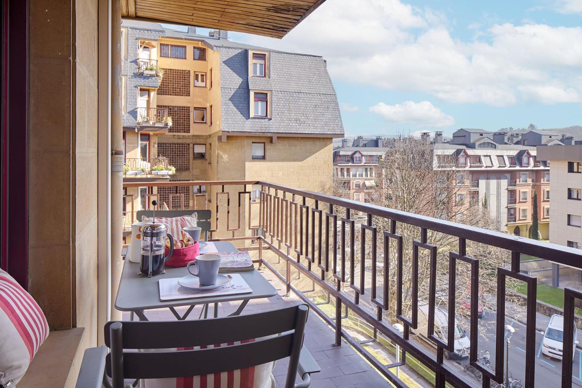 Aterian. Sanz Enea Apartment